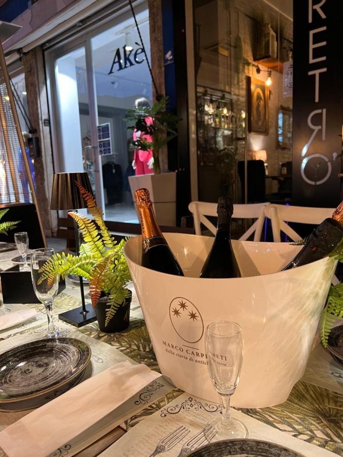 B&B Caffe Retro' Cisterna di Latina Exteriör bild