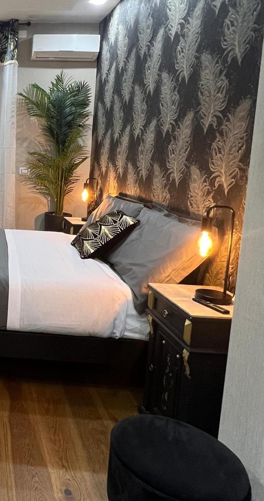 B&B Caffe Retro' Cisterna di Latina Exteriör bild